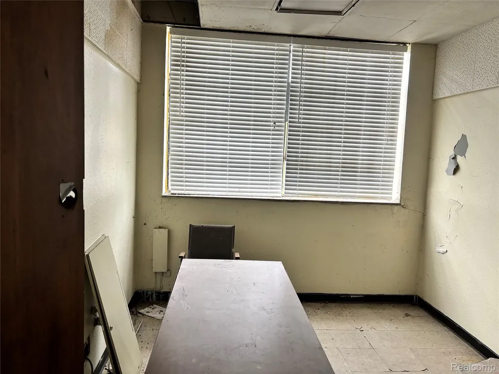 3240 Puritan Detroit City MI 48238
