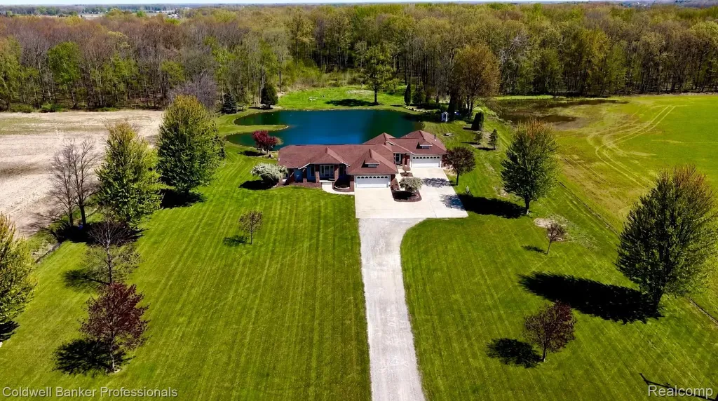 6464 Ferden Road Maple Grove Township MI 48616
