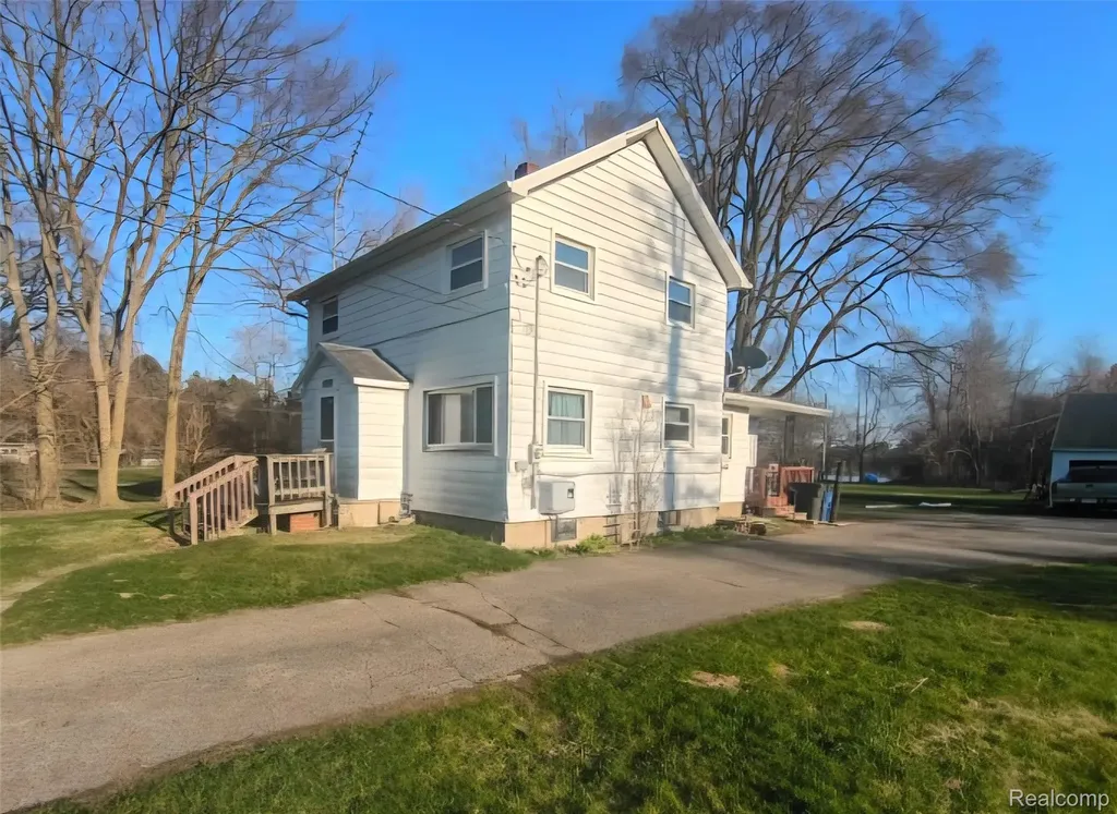 3310 E Pierson Road Genesee Charter Township MI 48506