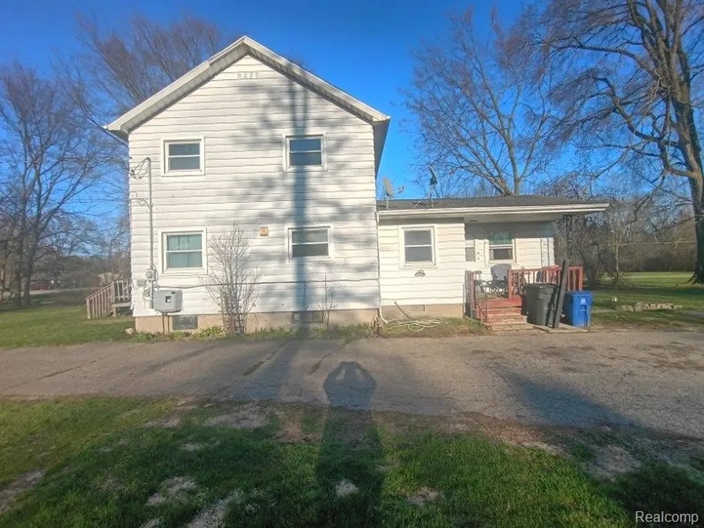 3310 E Pierson Road Genesee Charter Township MI 48506