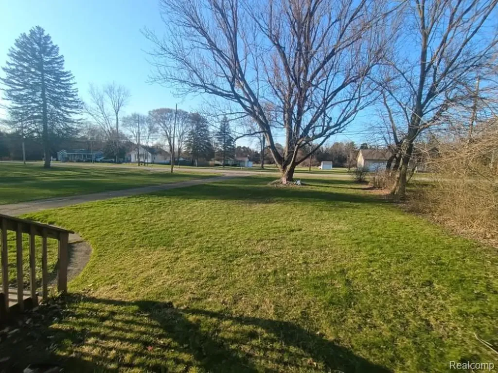3310 E Pierson Road Genesee Charter Township MI 48506