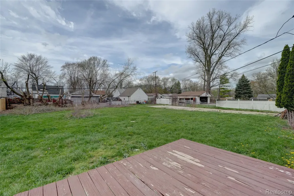 5112 Princess Street Dearborn Heights City MI 48125