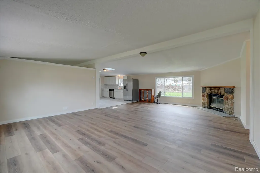 5112 Princess Street Dearborn Heights City MI 48125
