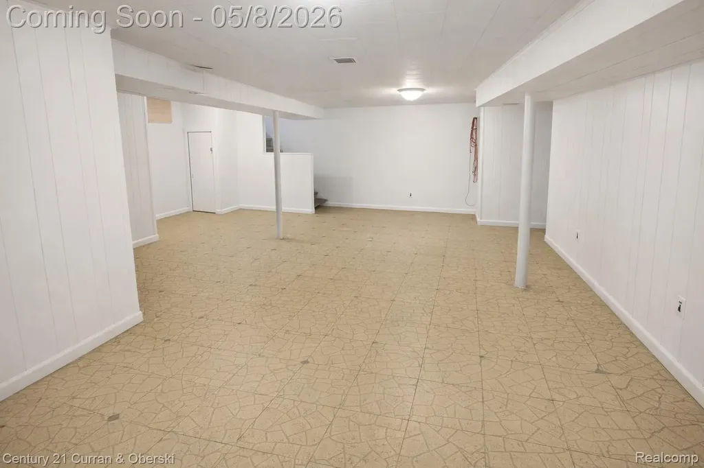 4030 W Davison Detroit City MI 48238