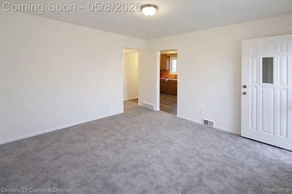 4030 W Davison Detroit City MI 48238