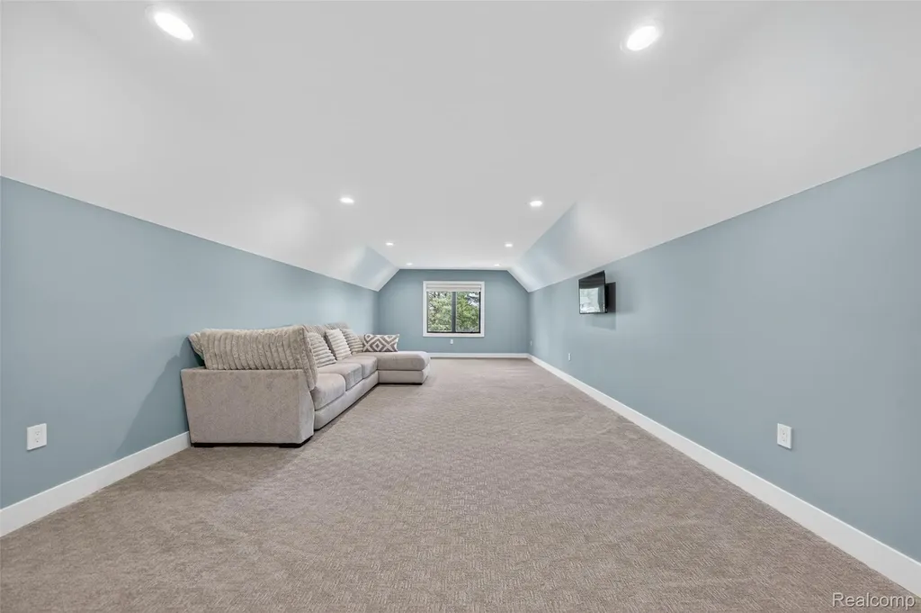 3664 Childs Lake Road Milford Charter Township MI 48381