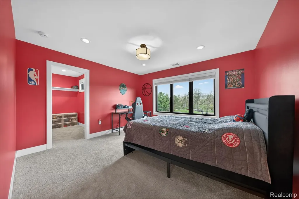 3664 Childs Lake Road Milford Charter Township MI 48381
