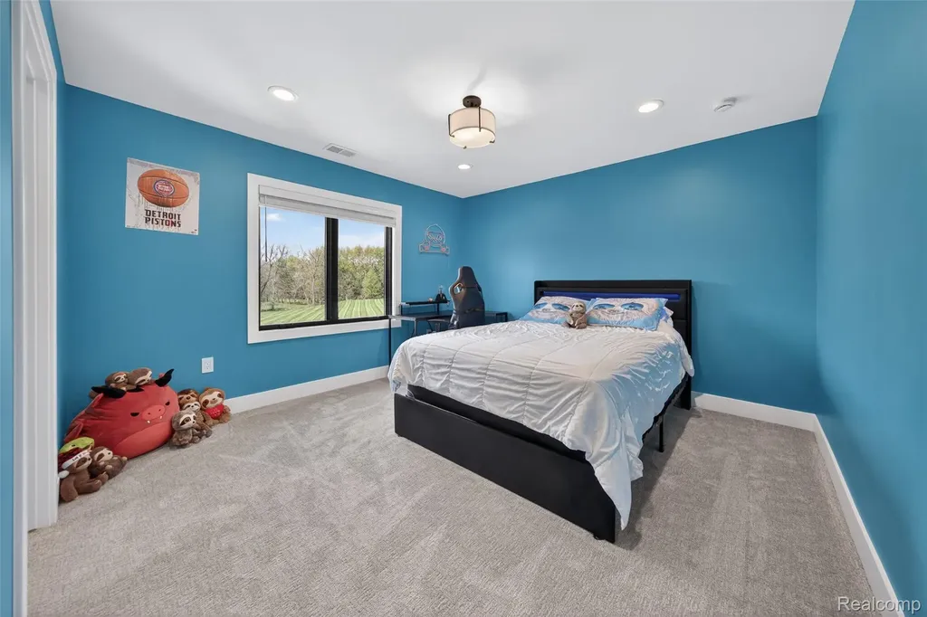 3664 Childs Lake Road Milford Charter Township MI 48381