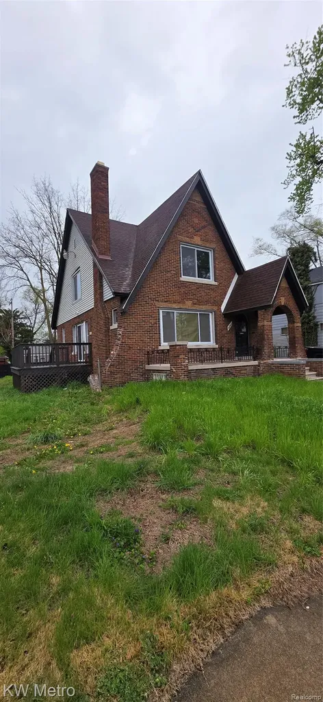 16765 Blackstone Street Detroit City MI 48219