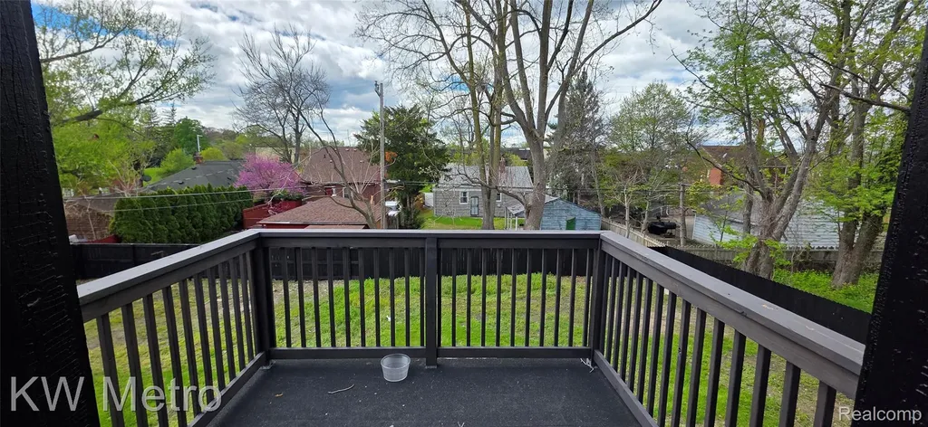16765 Blackstone Street Detroit City MI 48219