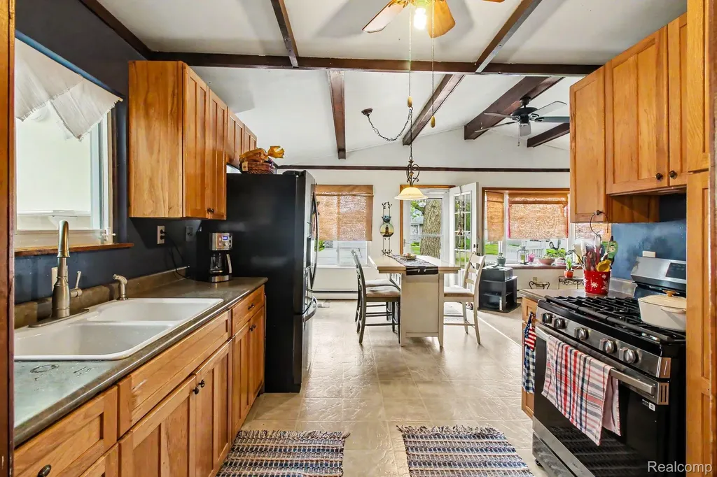 1210 Sunrise Park Street Genoa Township MI 48843