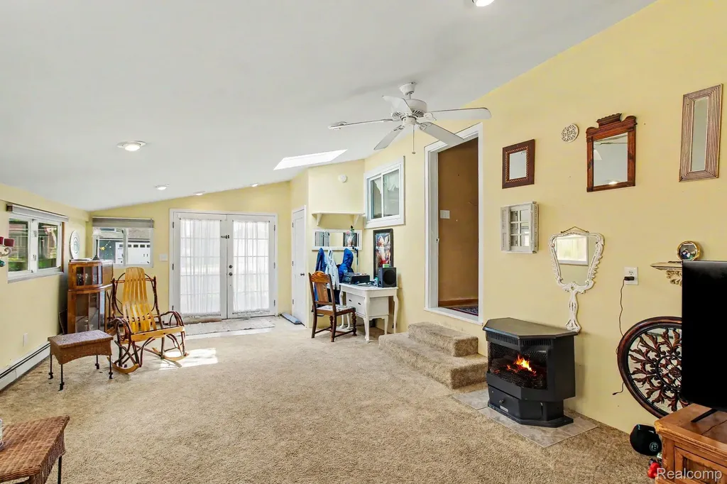 1210 Sunrise Park Street Genoa Township MI 48843