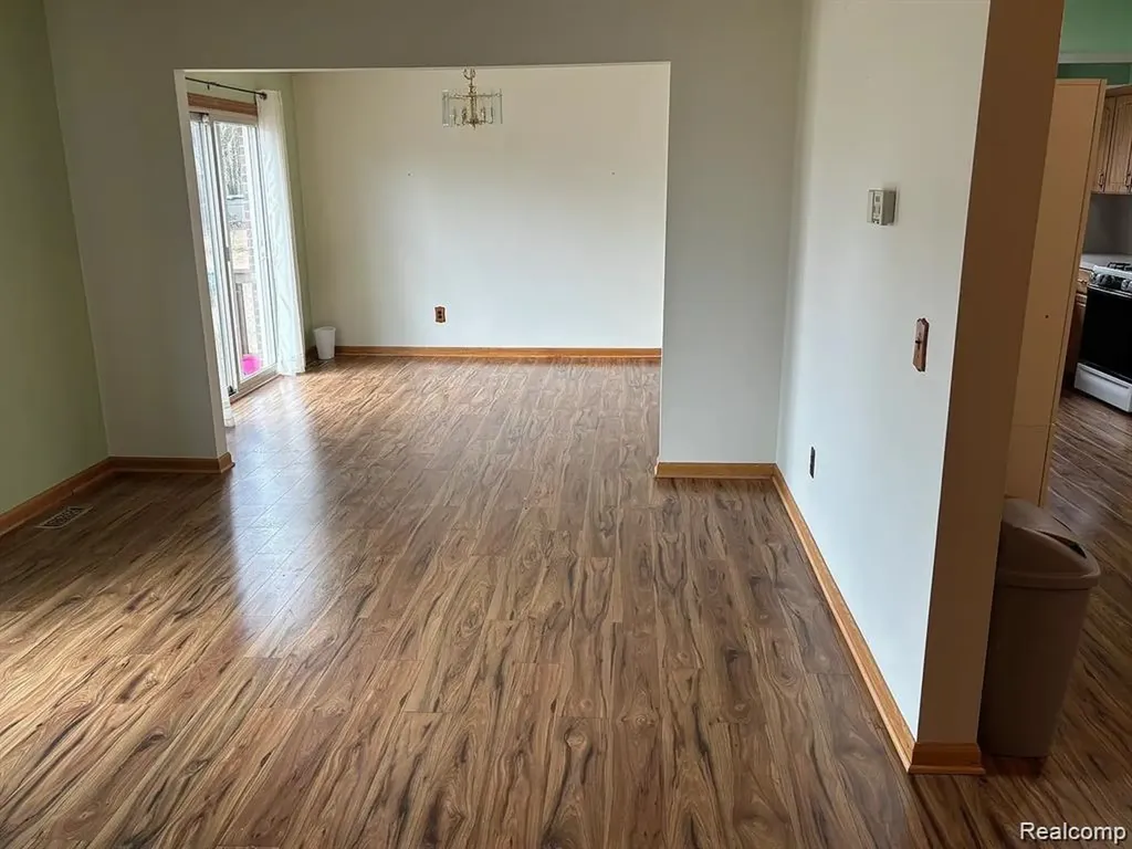 5855 Wedgewood Road Canton Charter Township MI 48187