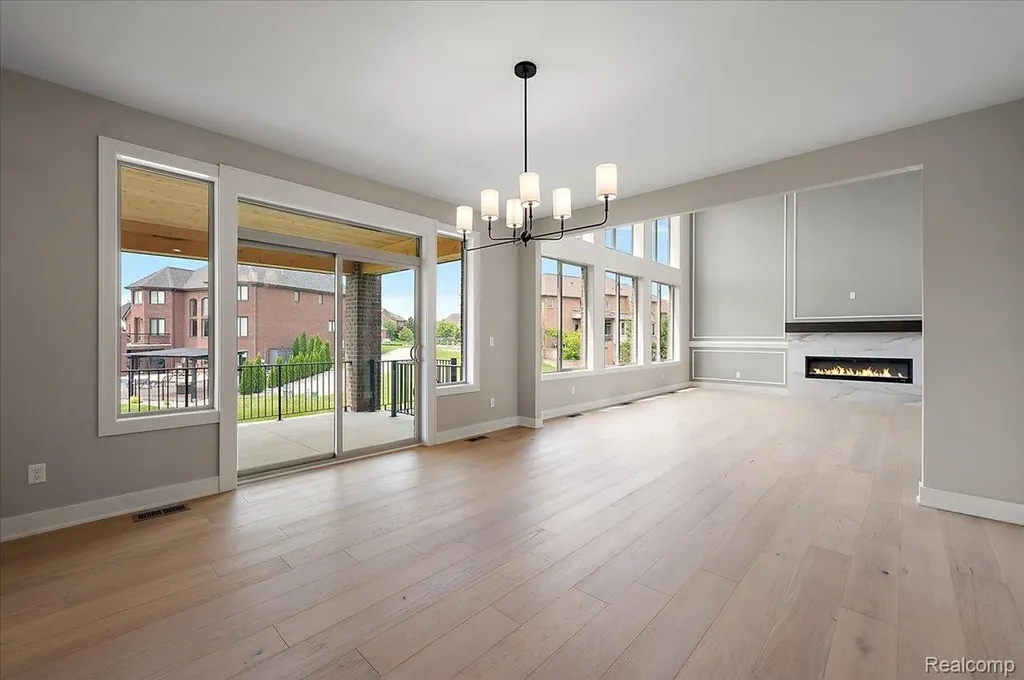 16199 Via Colico Macomb Township MI 48042