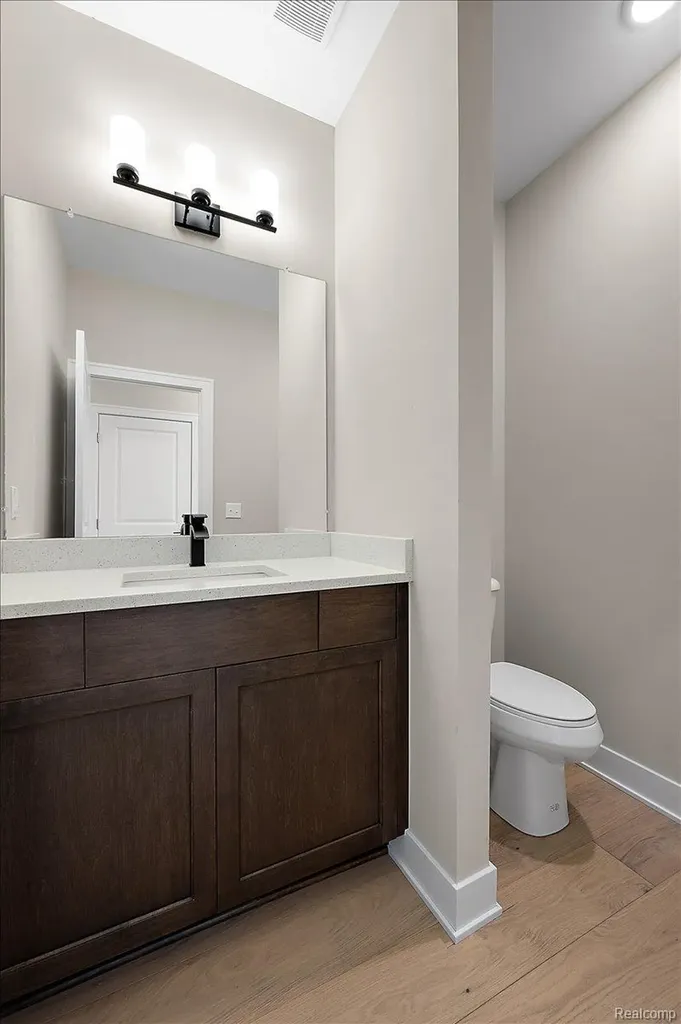 16199 Via Colico Macomb Township MI 48042
