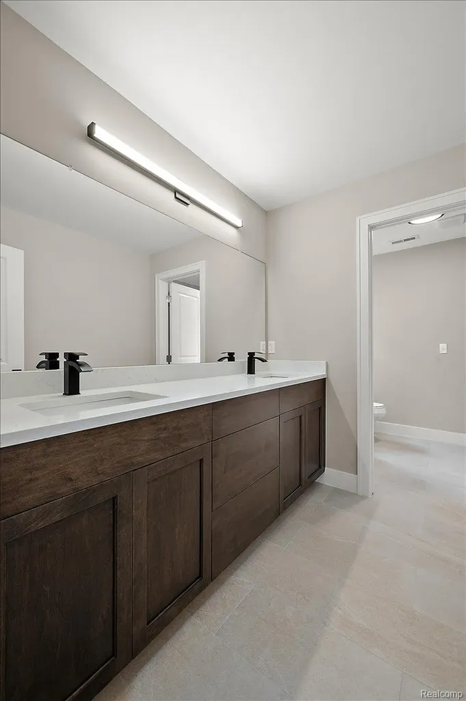 16199 Via Colico Macomb Township MI 48042