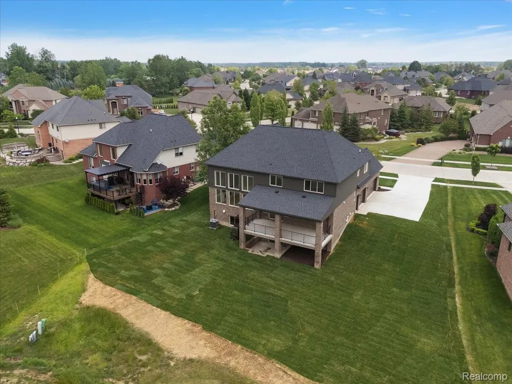 16199 Via Colico Macomb Township MI 48042