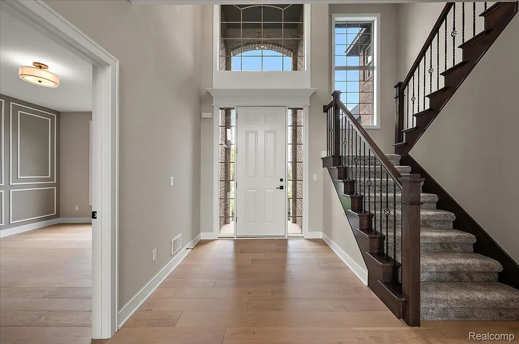 16199 Via Colico Macomb Township MI 48042