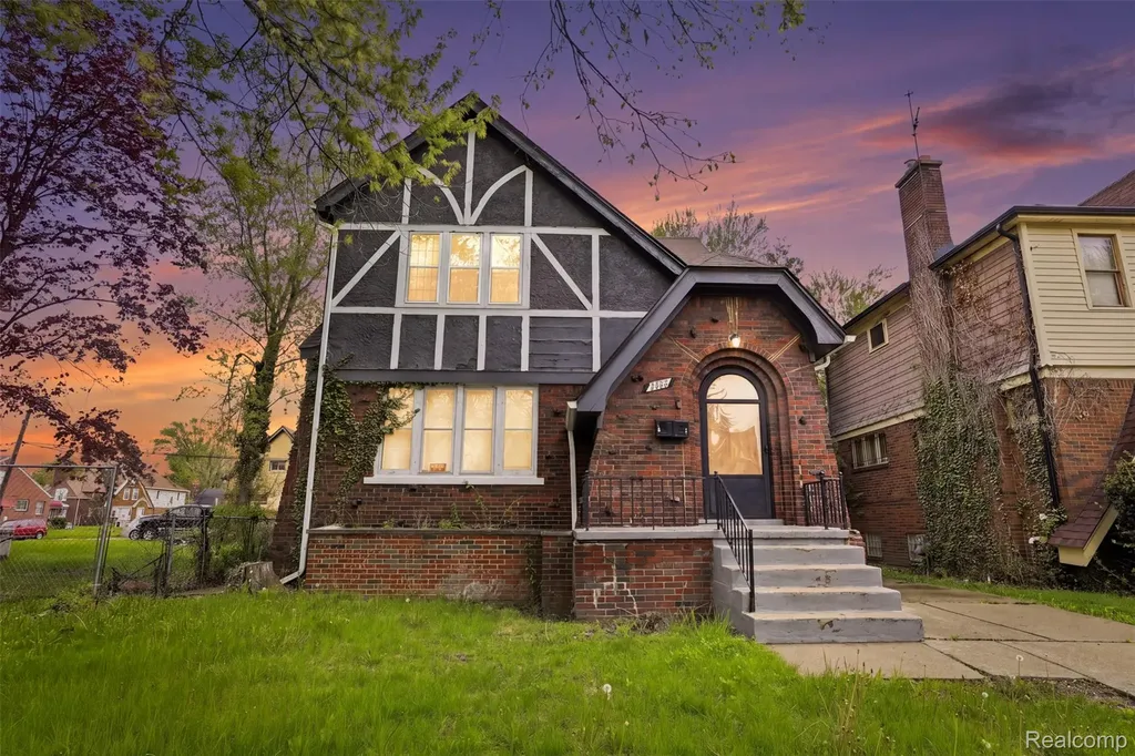4400 Buckingham Avenue Detroit City MI 48224