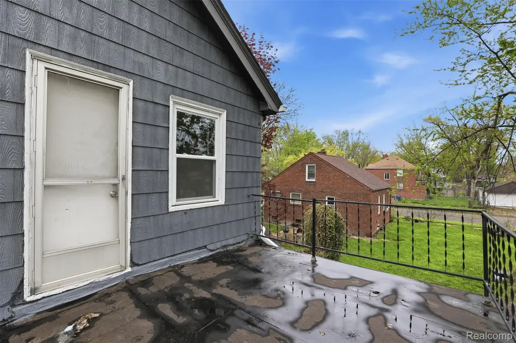 4400 Buckingham Avenue Detroit City MI 48224