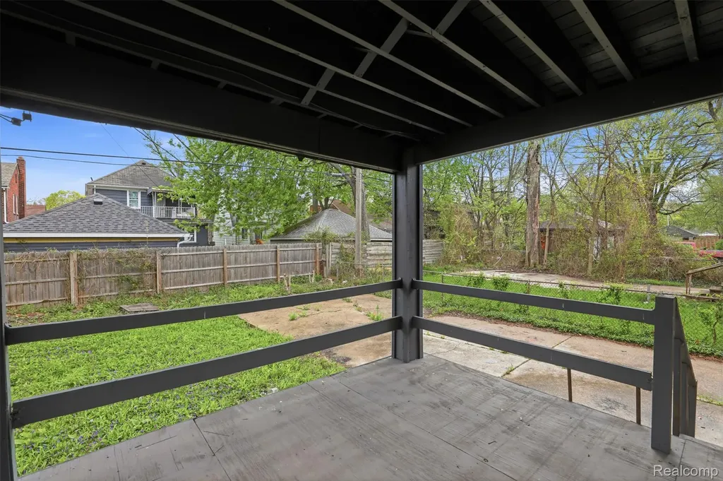 4400 Buckingham Avenue Detroit City MI 48224