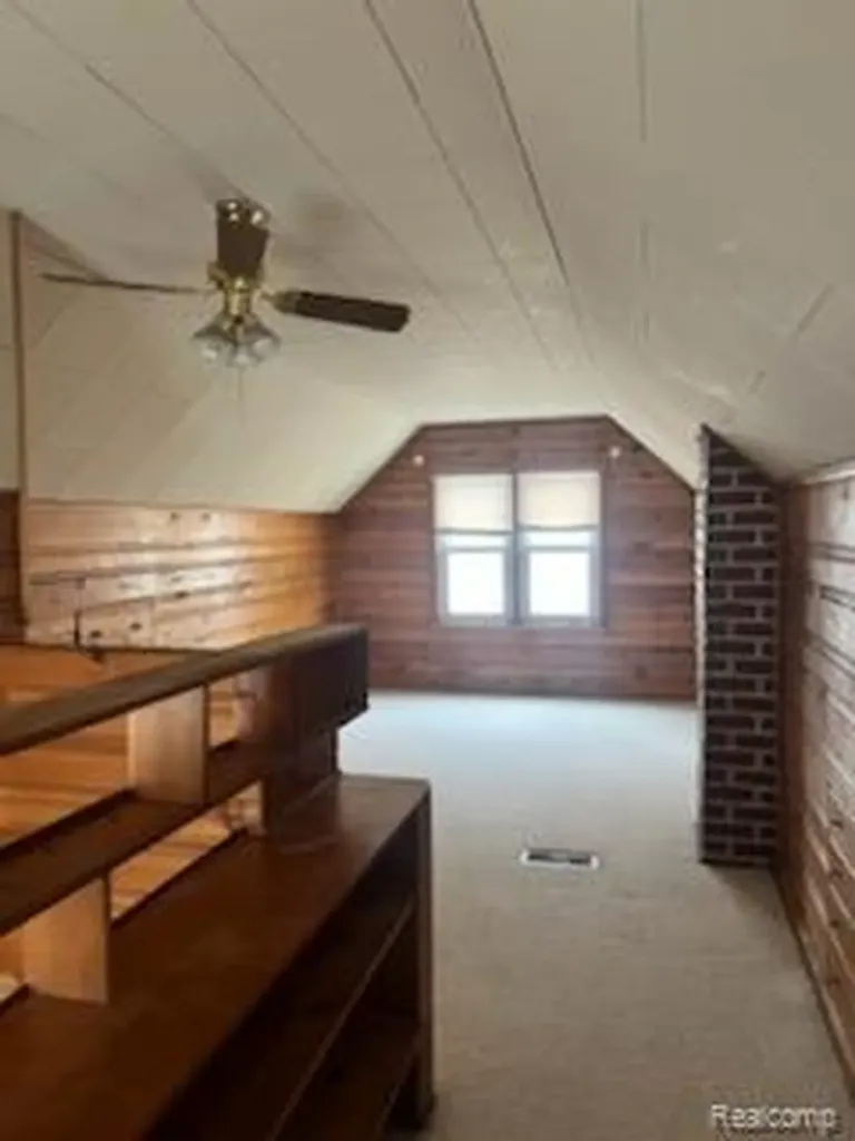 1458 Chapin Avenue Birmingham City MI 48009