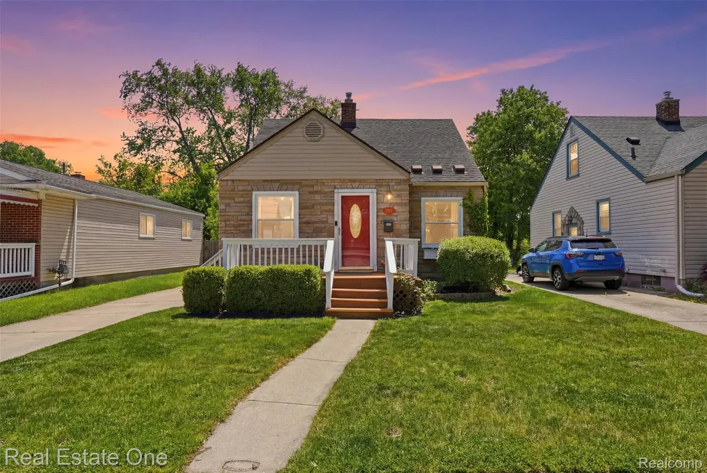 295 Madison Avenue Clawson City MI 48017