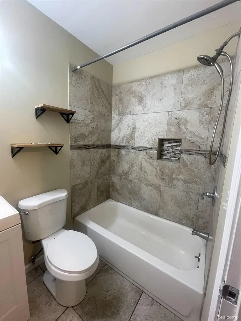 144 N Ford Boulevard Ypsilanti Charter Township MI 48198