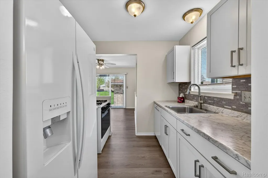 23712 Cedar Ridge Drive Brownstown Charter Township MI 48174