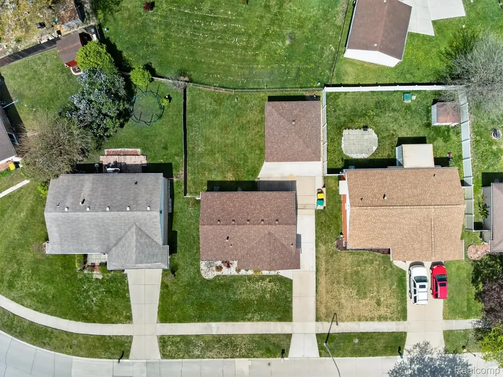 23712 Cedar Ridge Drive Brownstown Charter Township MI 48174