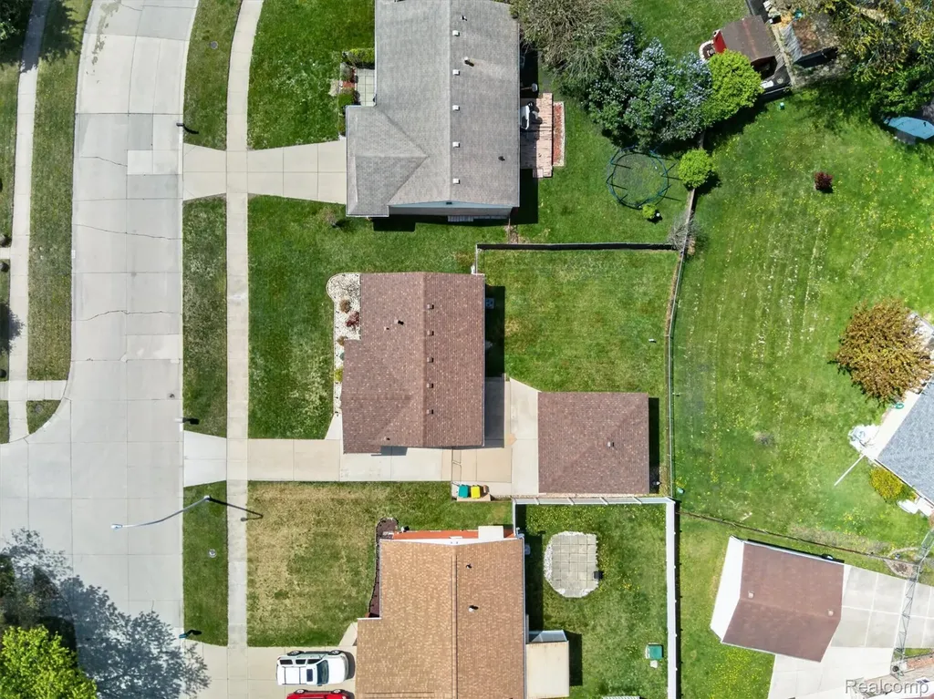 23712 Cedar Ridge Drive Brownstown Charter Township MI 48174