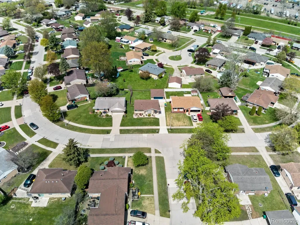 23712 Cedar Ridge Drive Brownstown Charter Township MI 48174