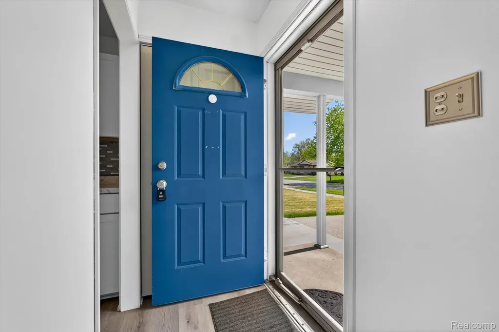 23712 Cedar Ridge Drive Brownstown Charter Township MI 48174