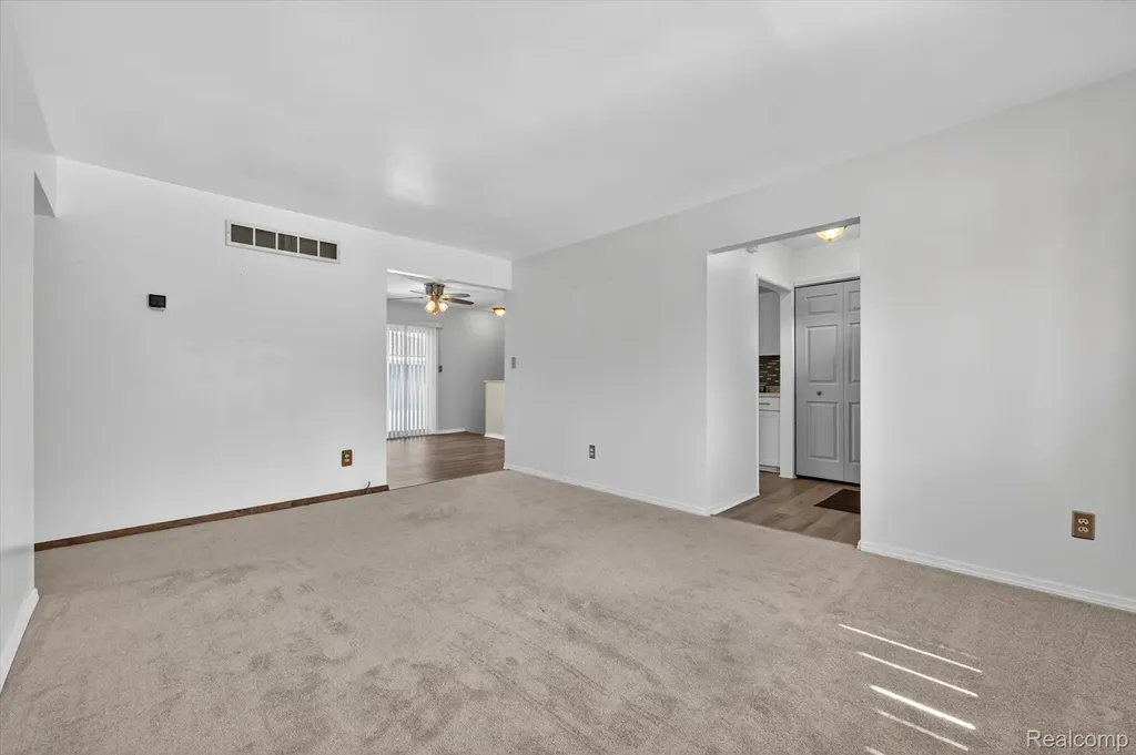 23712 Cedar Ridge Drive Brownstown Charter Township MI 48174