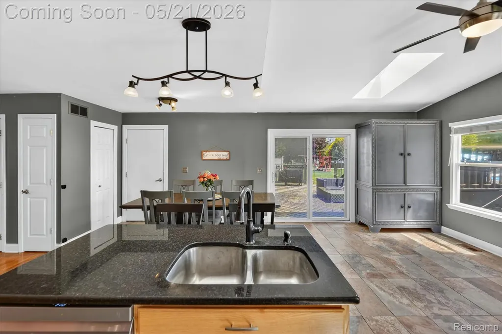 5425 Blossom Lane Fenton Charter Township MI 48451