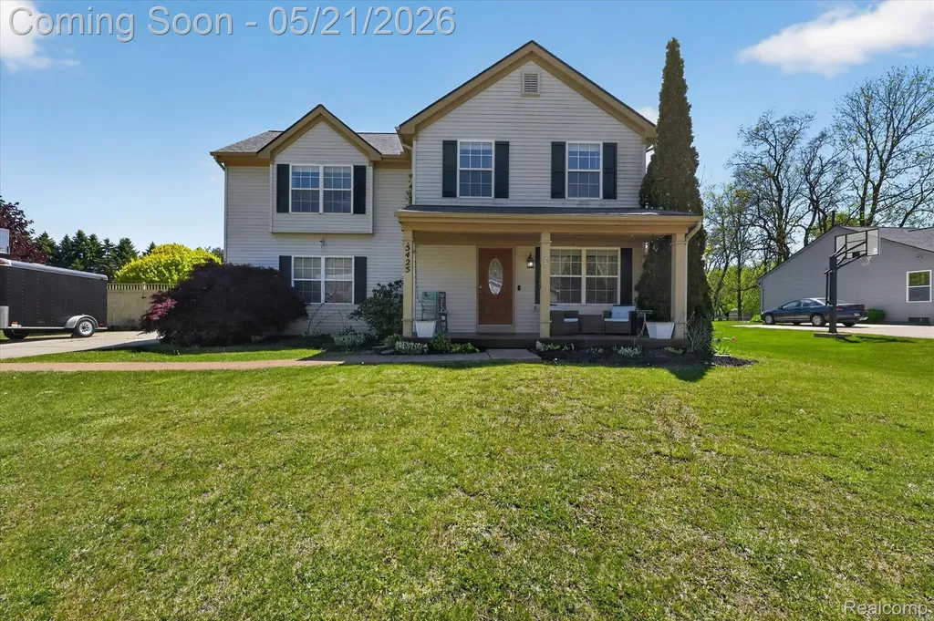 5425 Blossom Lane Fenton Charter Township MI 48451