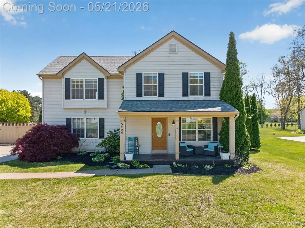 5425 Blossom Lane Fenton Charter Township MI 48451