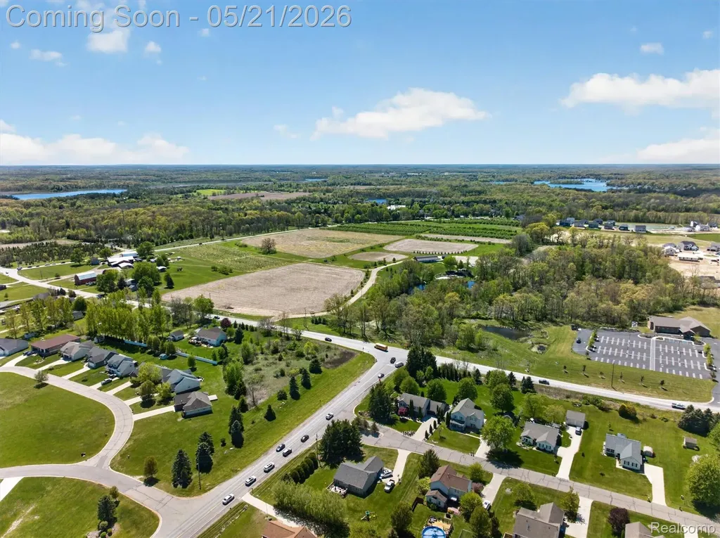 5425 Blossom Lane Fenton Charter Township MI 48451