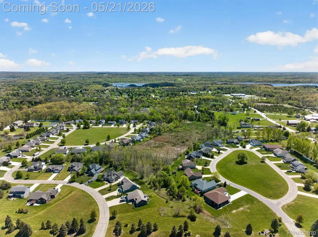 5425 Blossom Lane Fenton Charter Township MI 48451