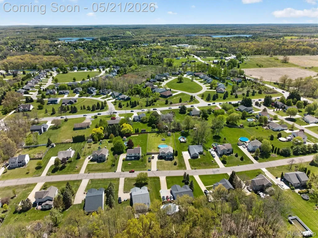 5425 Blossom Lane Fenton Charter Township MI 48451