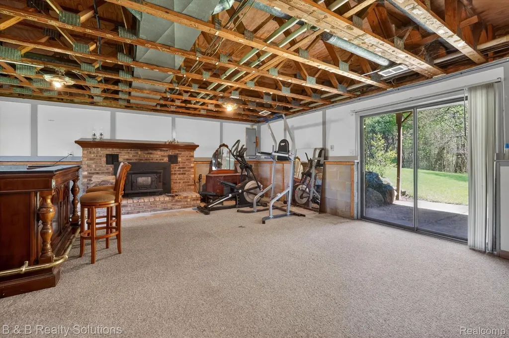 2467 N Lake George Road Attica Township MI 48455