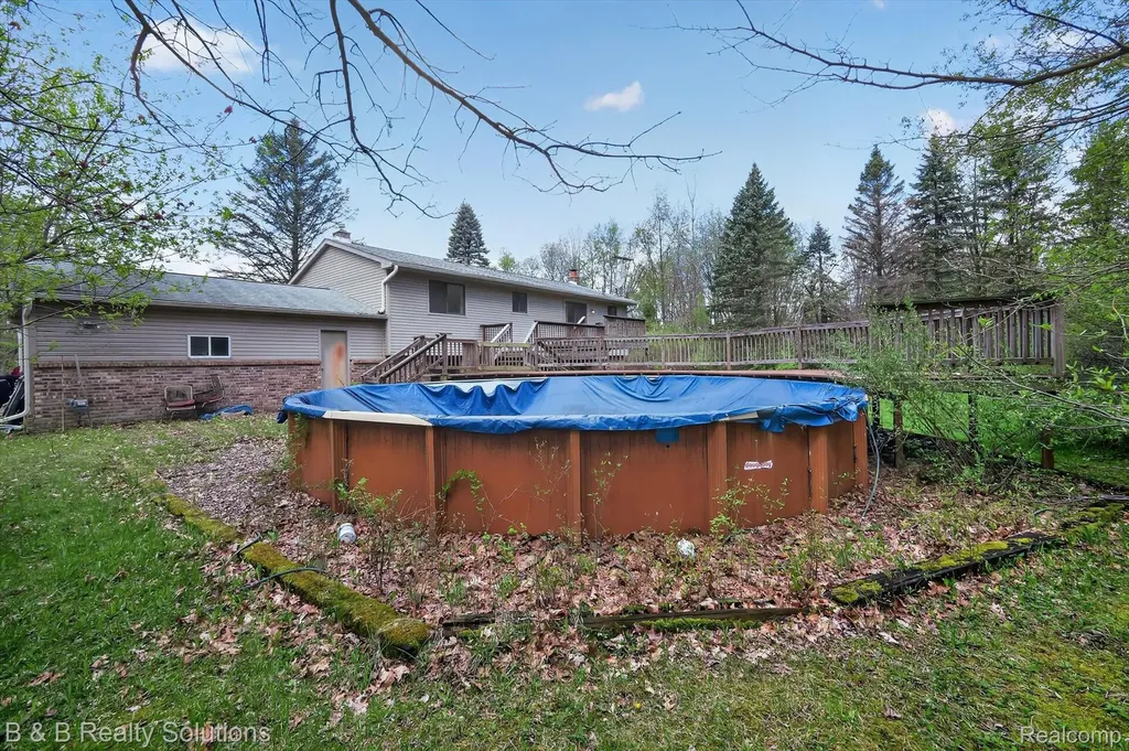 2467 N Lake George Road Attica Township MI 48455