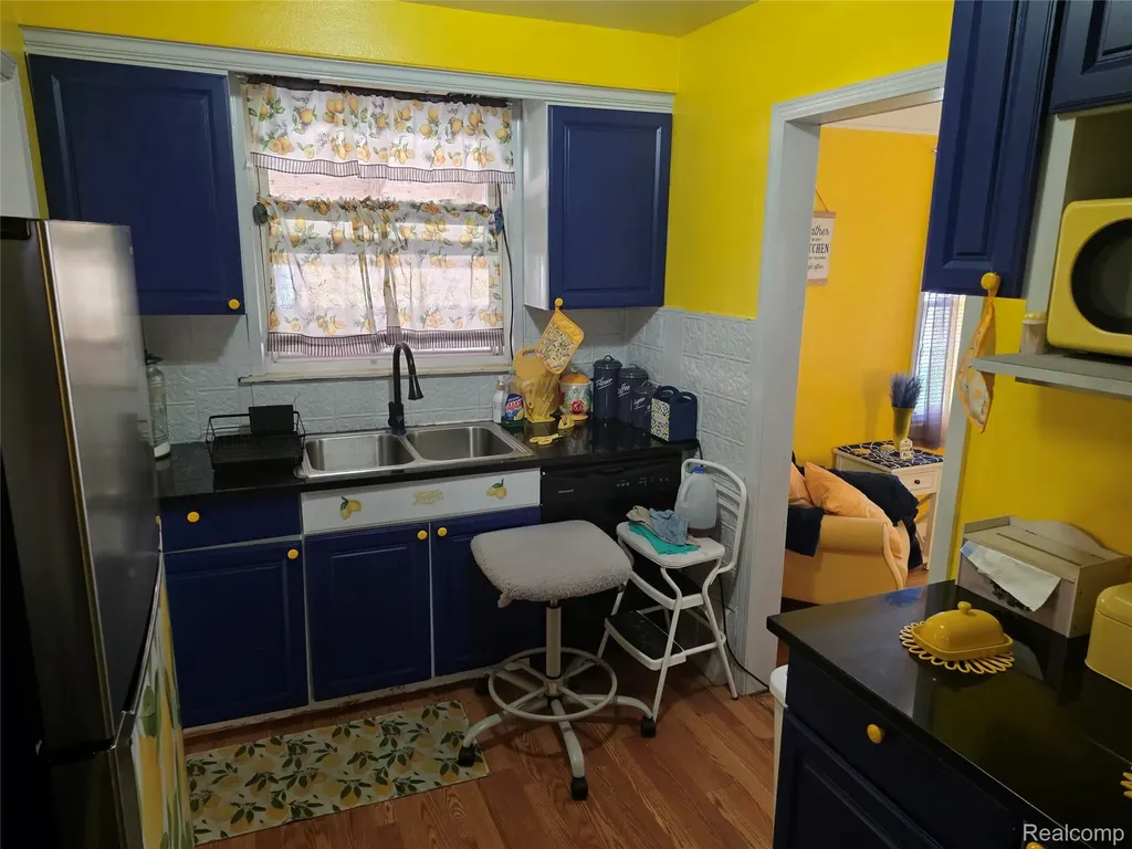 19491 Ilene Street Detroit City MI 48221