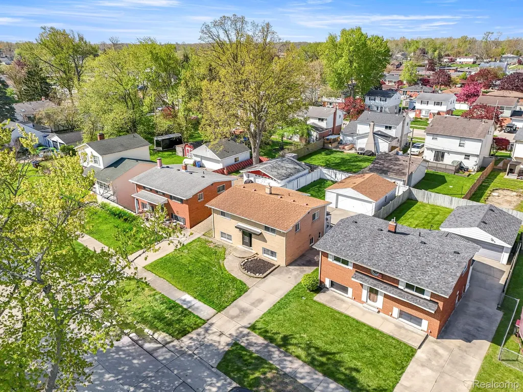 30022 White Street Gibraltar City MI 48173