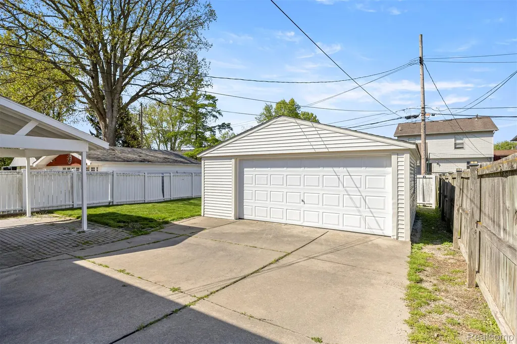30022 White Street Gibraltar City MI 48173