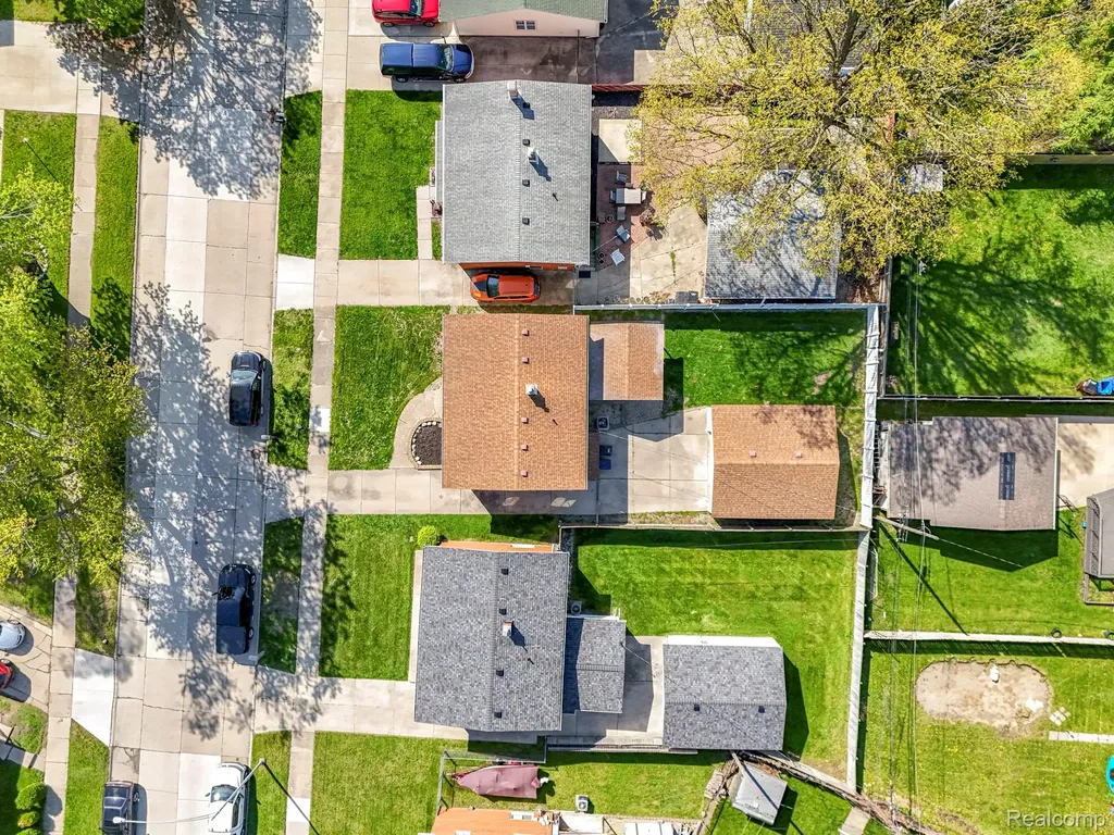 30022 White Street Gibraltar City MI 48173