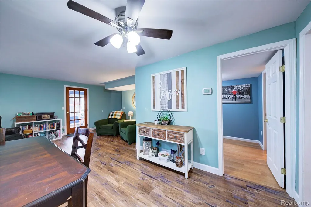 212 Hillcroft Drive Walled Lake City MI 48390