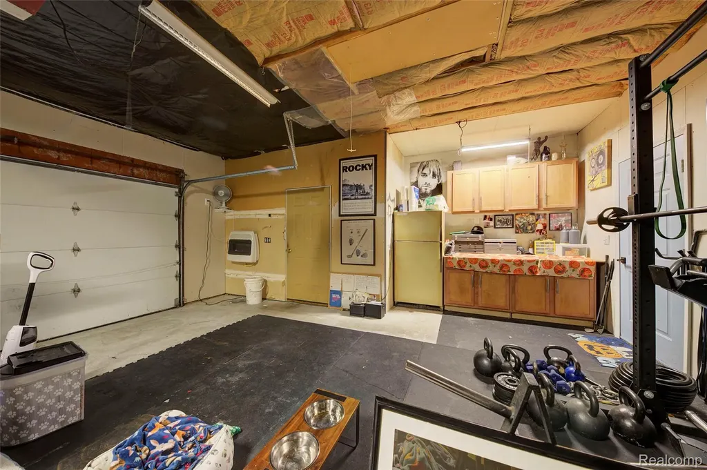 212 Hillcroft Drive Walled Lake City MI 48390