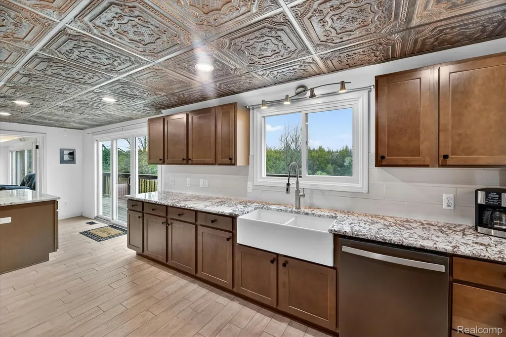 11280 Hegel Road Atlas Township MI 48438