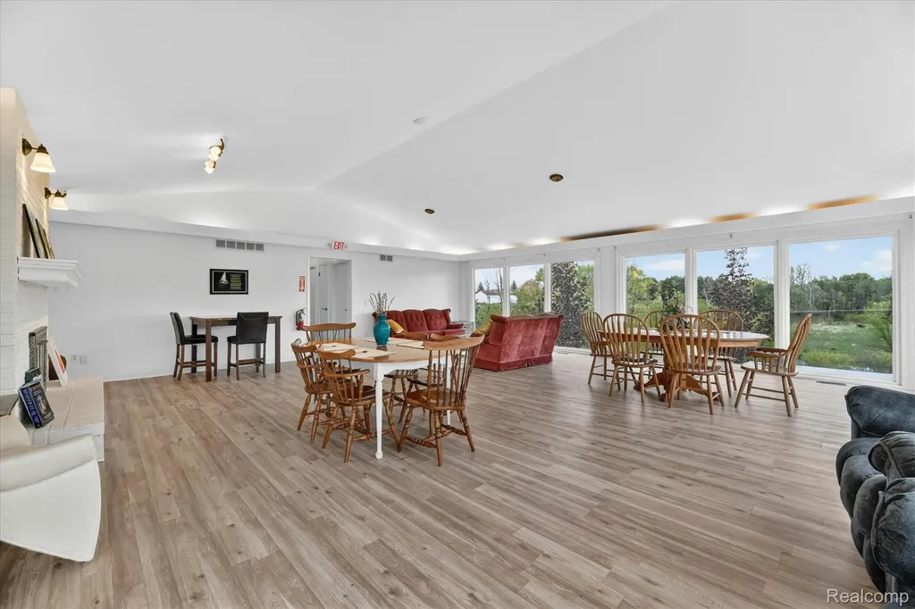 11280 Hegel Road Atlas Township MI 48438